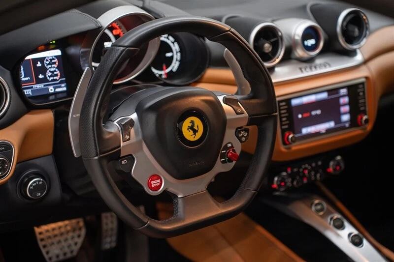 2015 Ferrari California T - Image 18 of 21