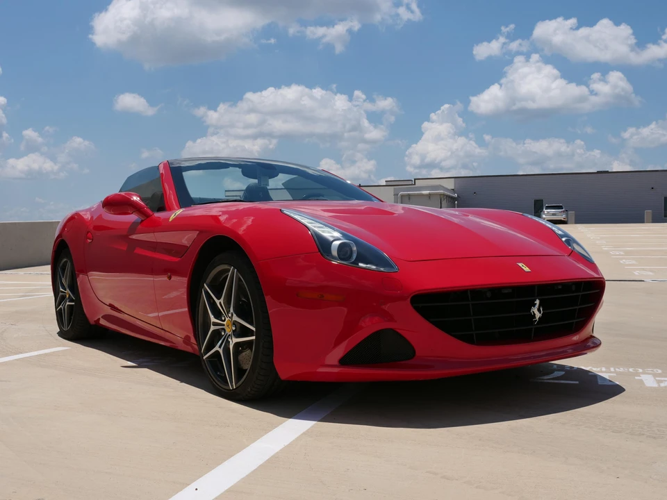 2015 Ferrari California T - Image 27 of 31