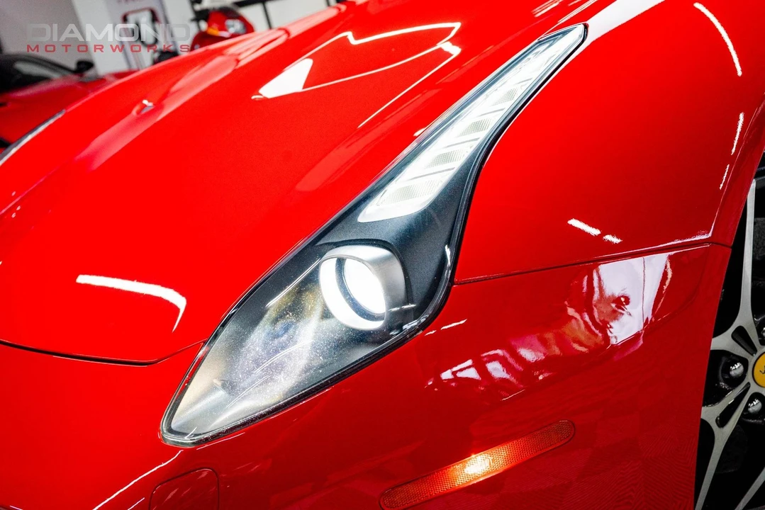2015 Ferrari California T - Image 6 of 12
