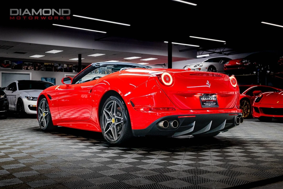 2015 Ferrari California T - Image 2 of 12