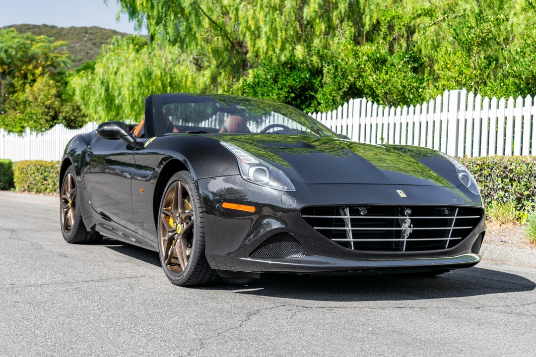 2015 Ferrari California T - Image 9 of 31