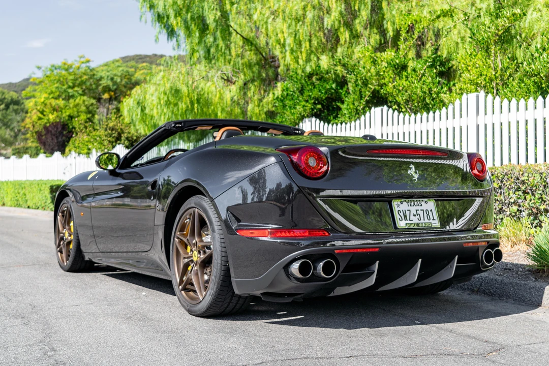 2015 Ferrari California T - Image 7 of 31