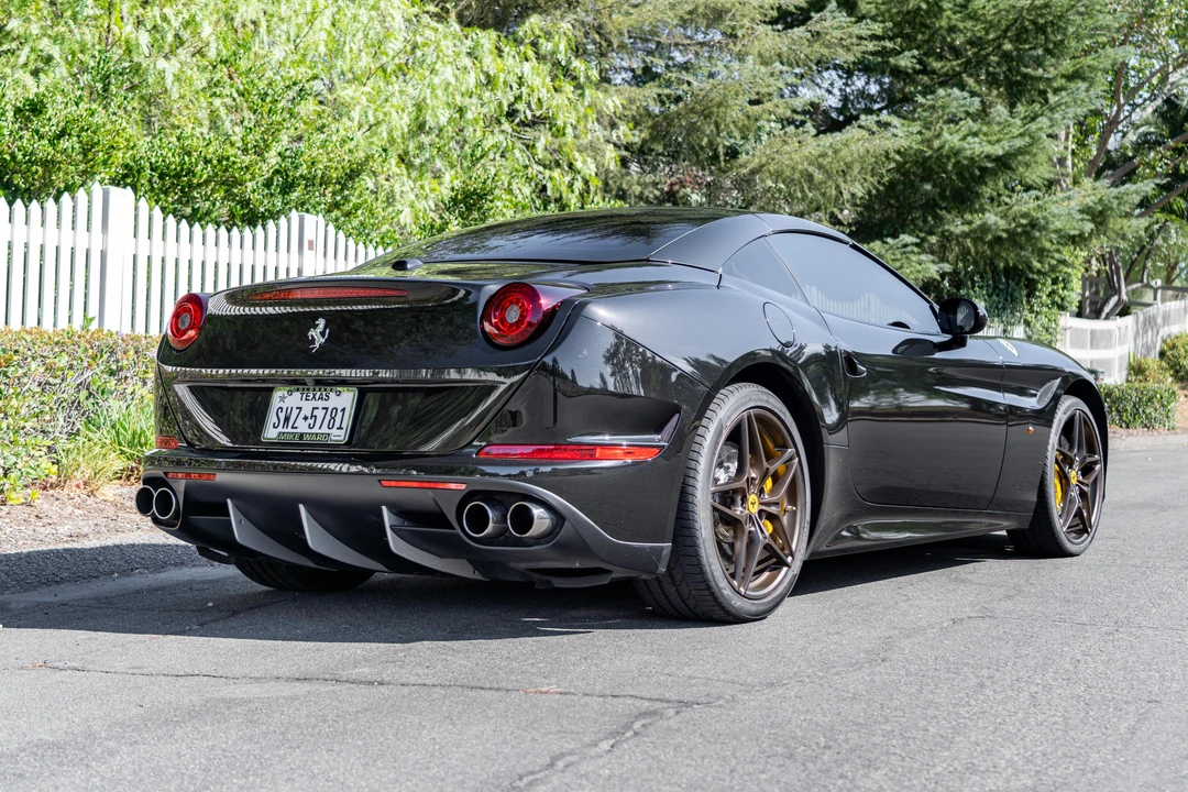 2015 Ferrari California T - Image 13 of 31
