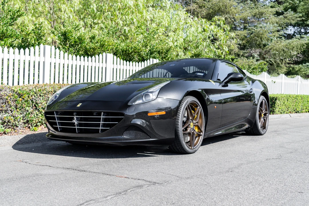 2015 Ferrari California T - Image 11 of 31