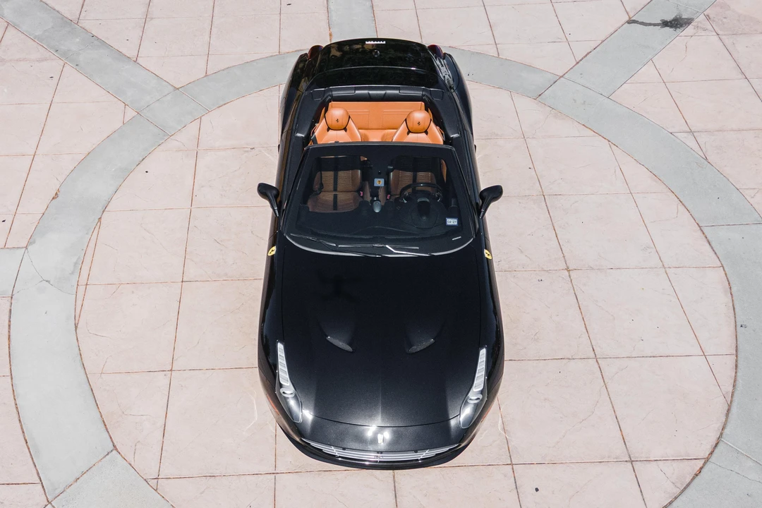 2015 Ferrari California T - Image 15 of 31