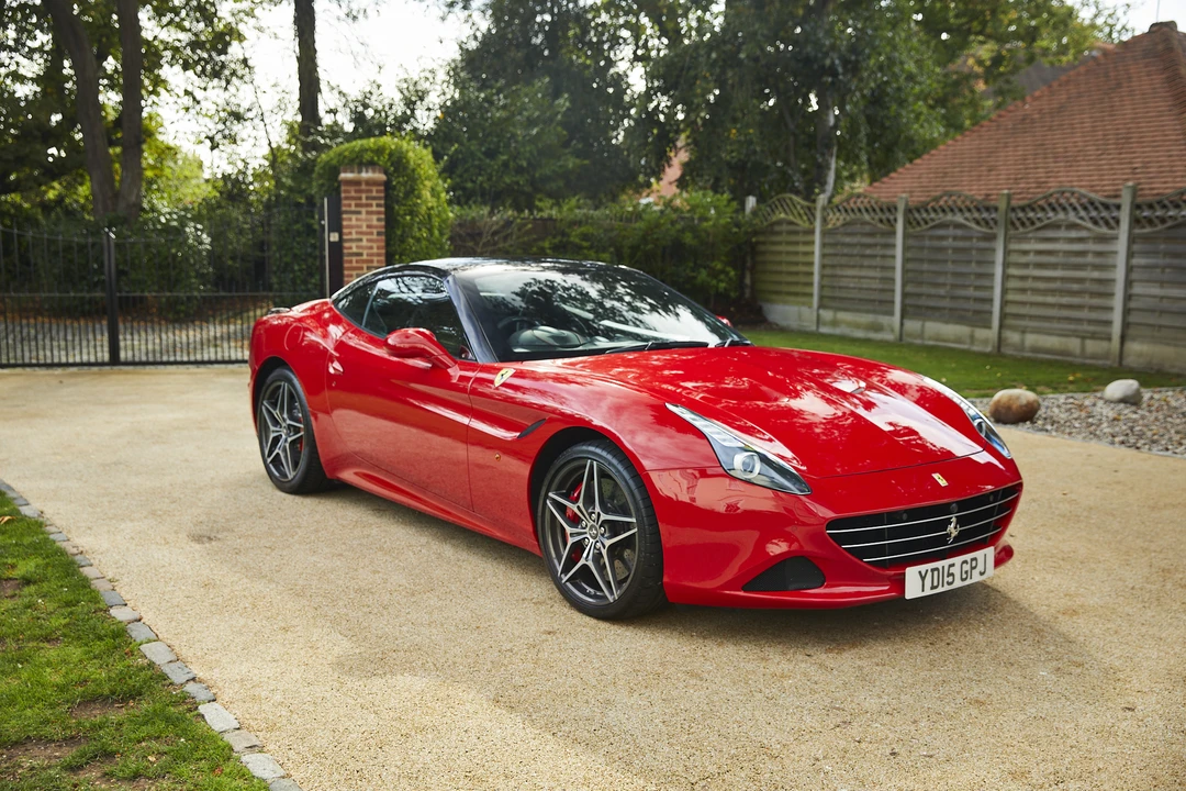 2015 Ferrari California T - Image 25 of 31