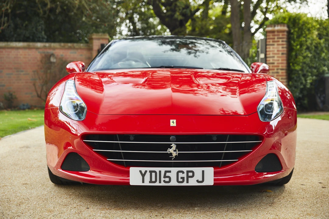 2015 Ferrari California T - Image 3 of 31