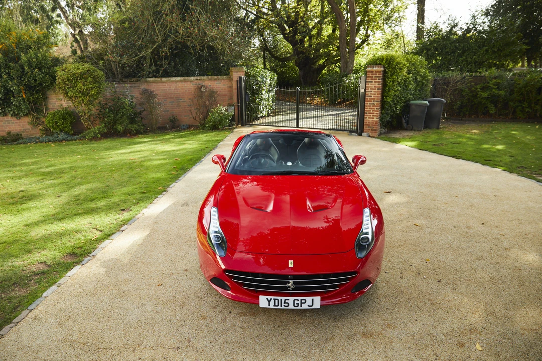 2015 Ferrari California T - Image 11 of 31