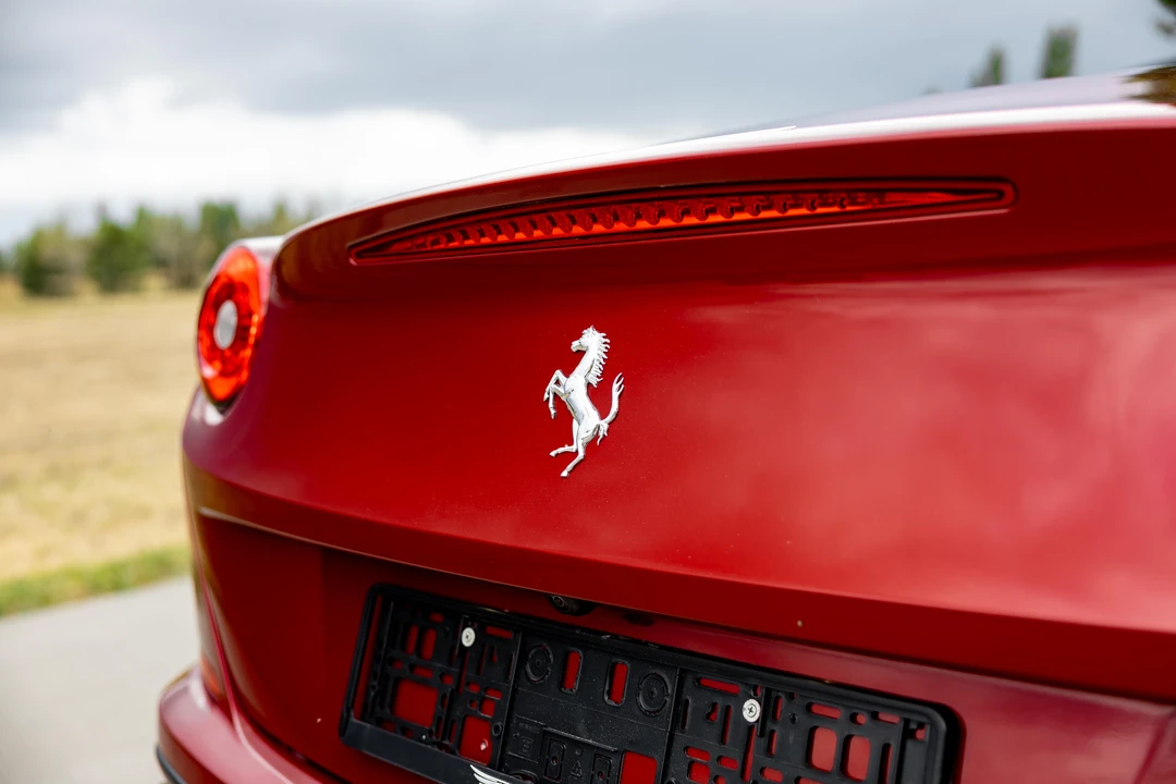 2016 Ferrari California T - Image 19 of 31