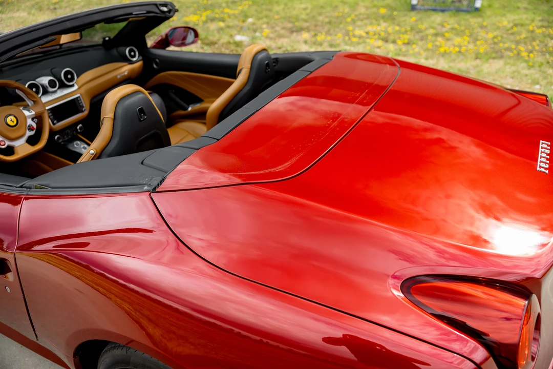 2016 Ferrari California T - Image 21 of 31