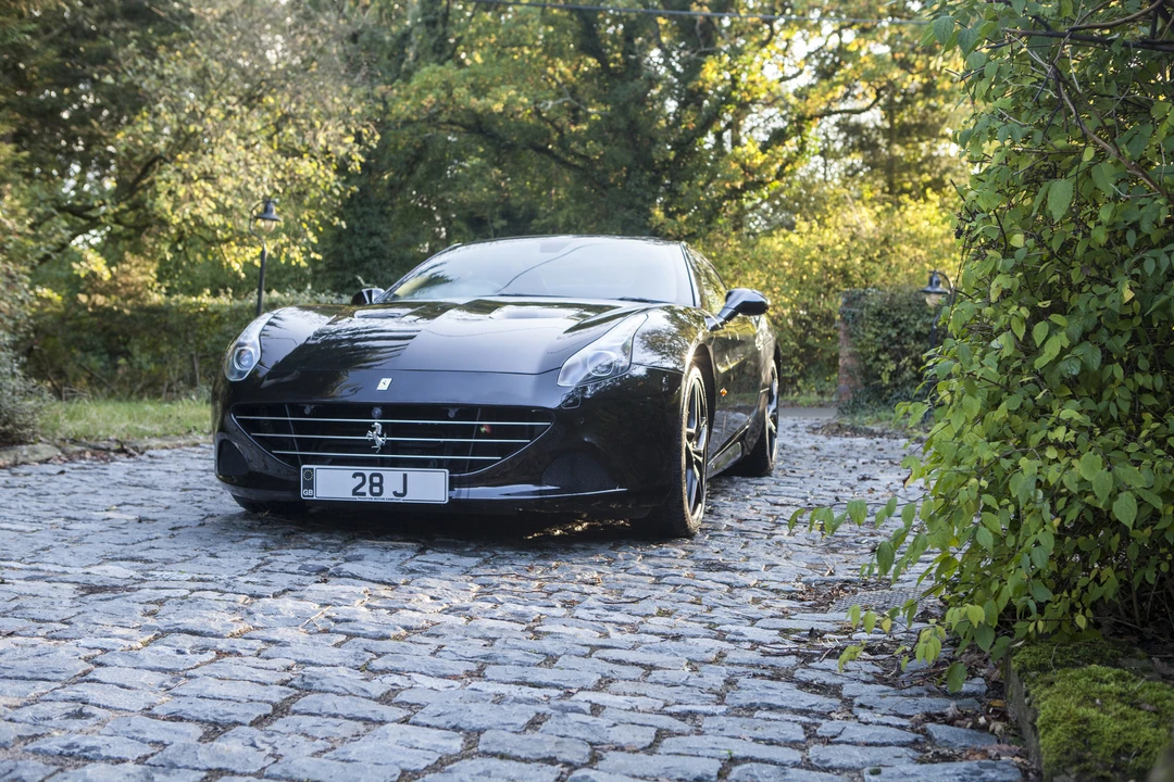 2015 Ferrari California T - Image 11 of 31