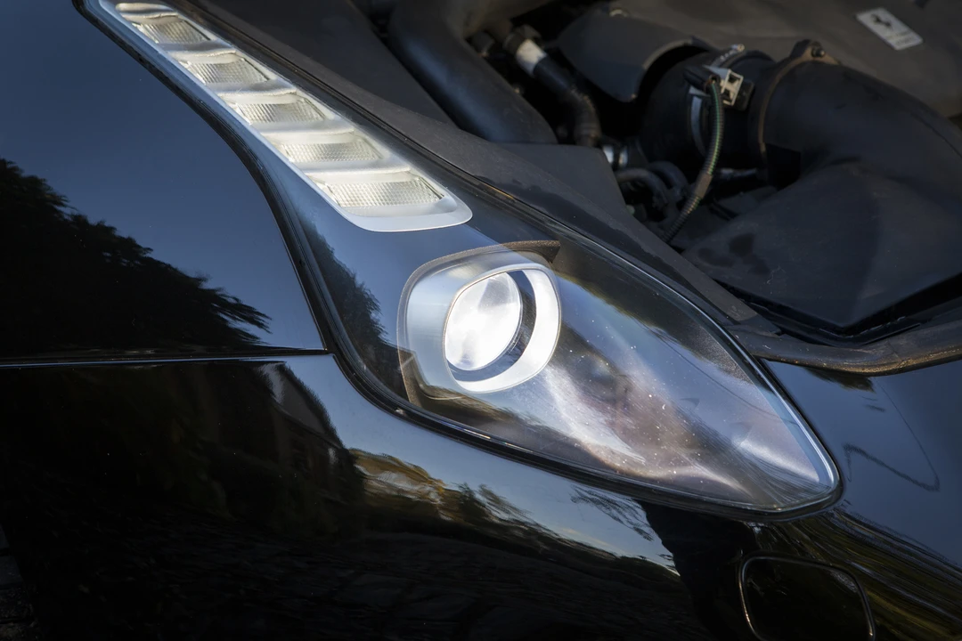2015 Ferrari California T - Image 29 of 31