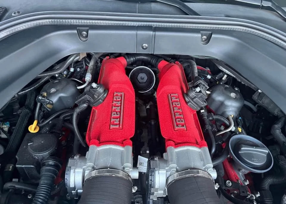 2015 Ferrari California T - Image 19 of 20