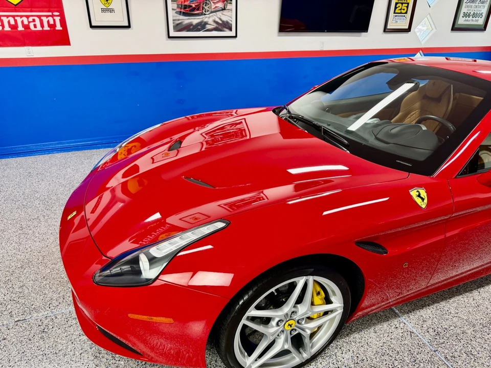 2015 Ferrari California T - Image 17 of 31