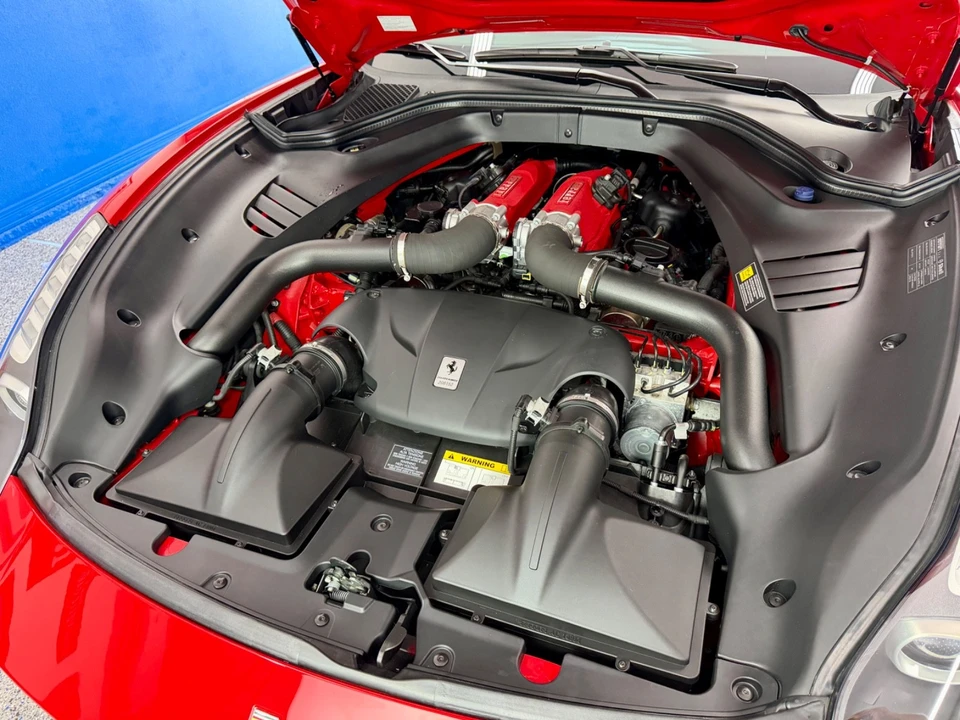 2015 Ferrari California T - Image 21 of 31
