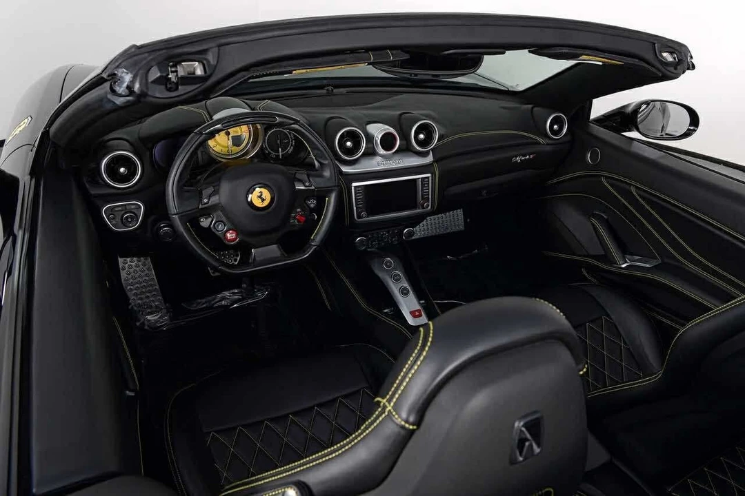 2015 Ferrari California T - Image 7 of 14