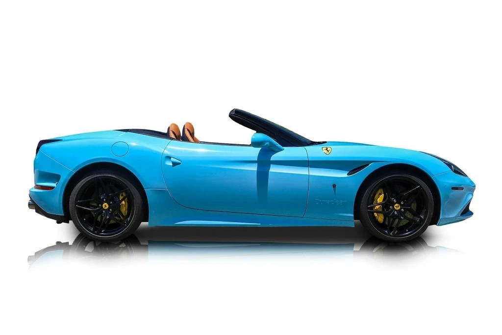 2015 Ferrari California T - Image 2 of 24