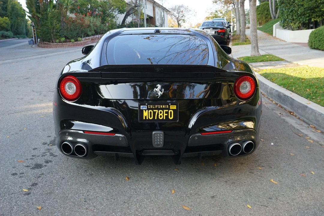 2015 Ferrari F12berlinetta - Image 2 of 4