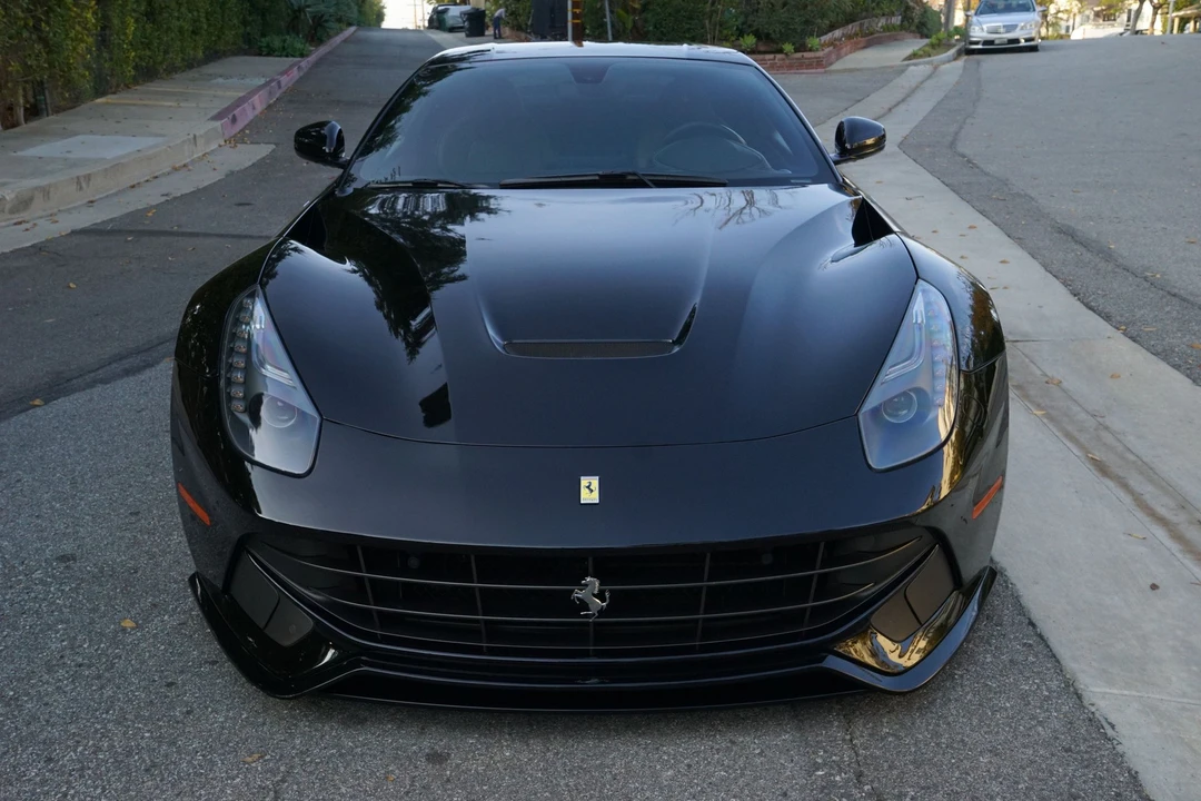 2015 Ferrari F12berlinetta - Image 4 of 4