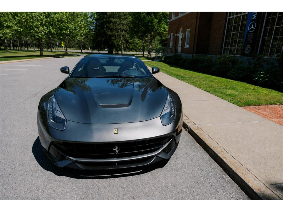 2015 Ferrari F12berlinetta - Image 10 of 31