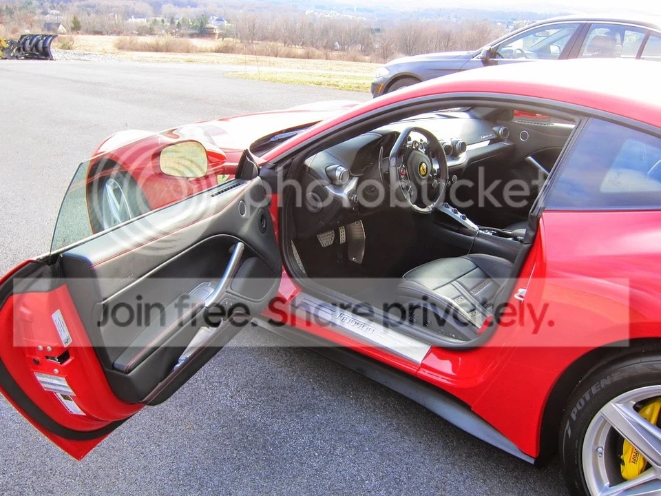 2015 Ferrari F12berlinetta - Image 12 of 23