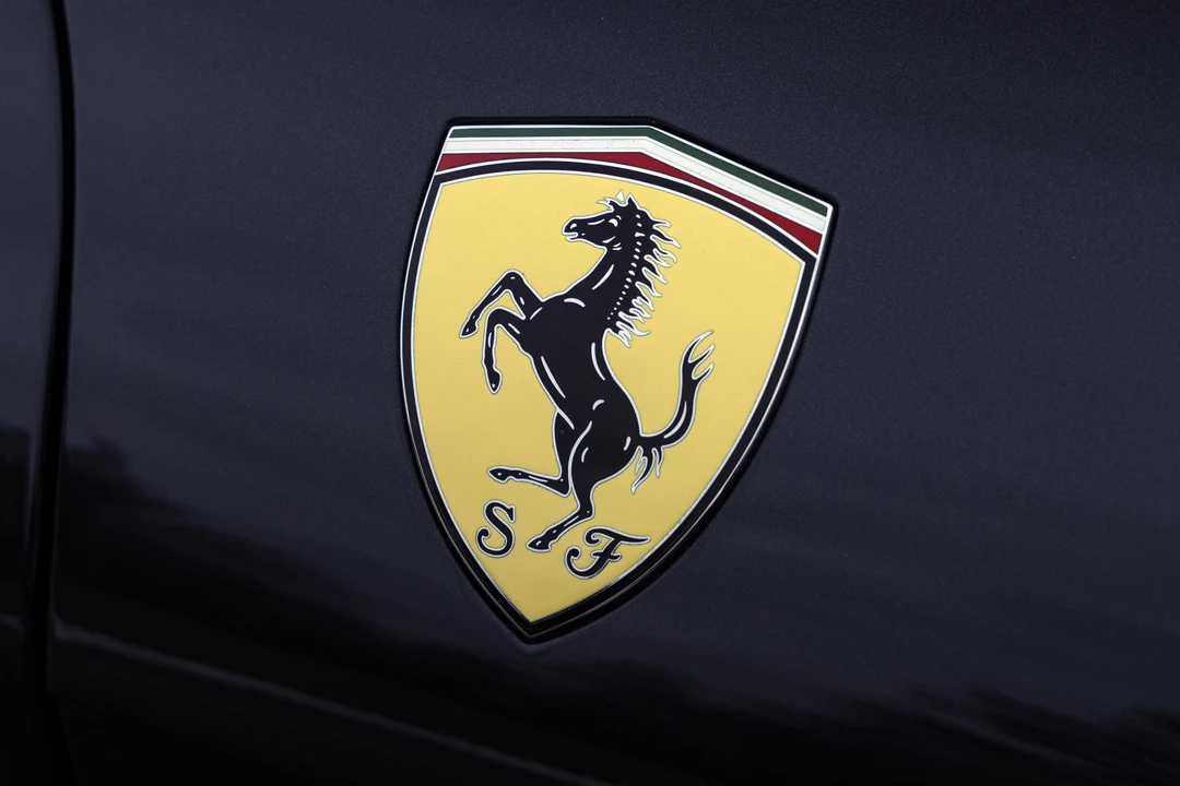 2015 Ferrari F12berlinetta - Image 25 of 31