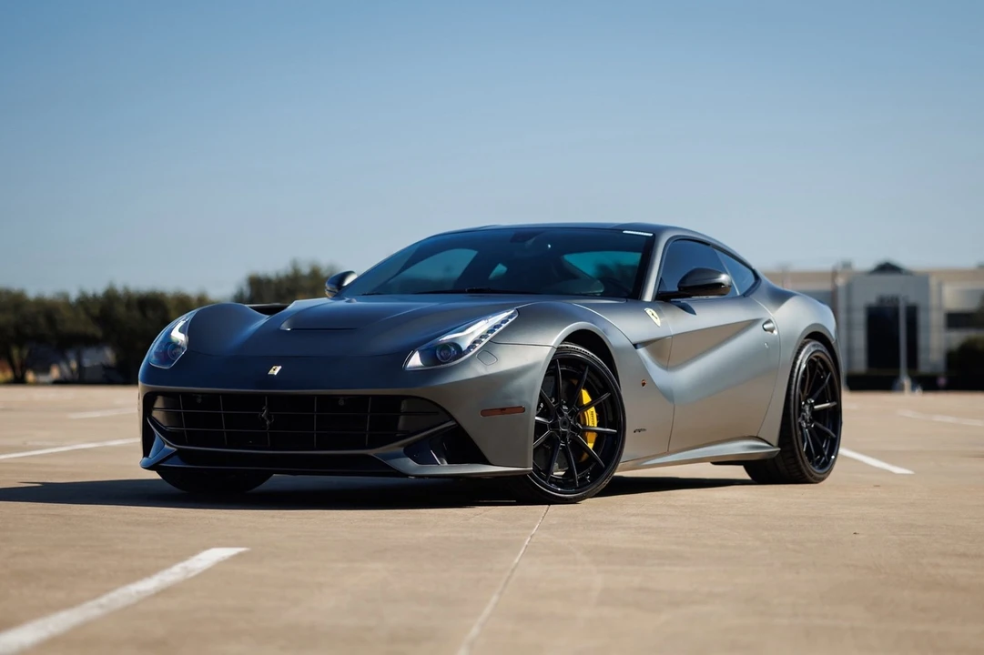 2015 Ferrari F12berlinetta - Image 2 of 12