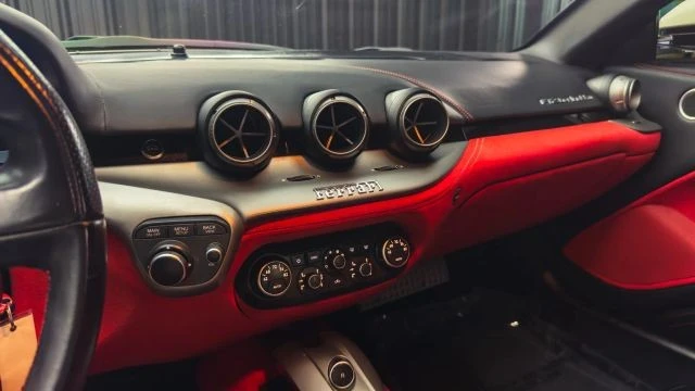 2015 Ferrari F12berlinetta - Image 17 of 20
