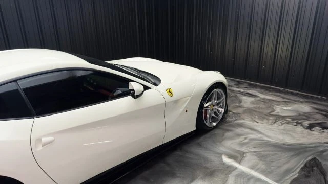 2015 Ferrari F12berlinetta - Image 8 of 20