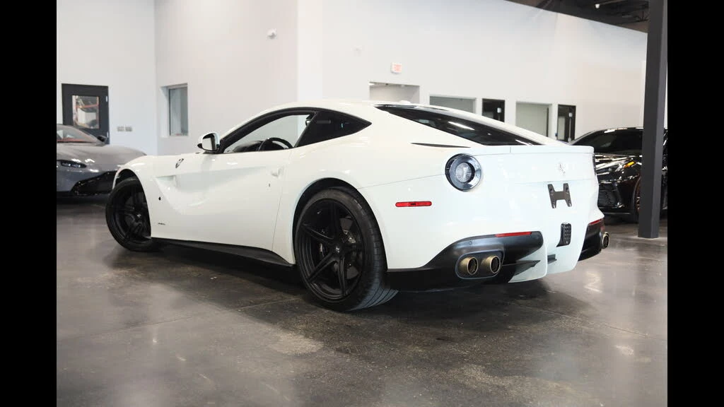 2015 Ferrari F12berlinetta - Image 4 of 31