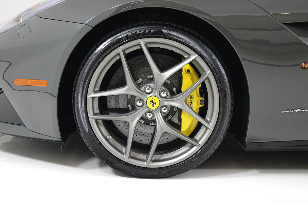 2015 Ferrari F12berlinetta - Image 18 of 31