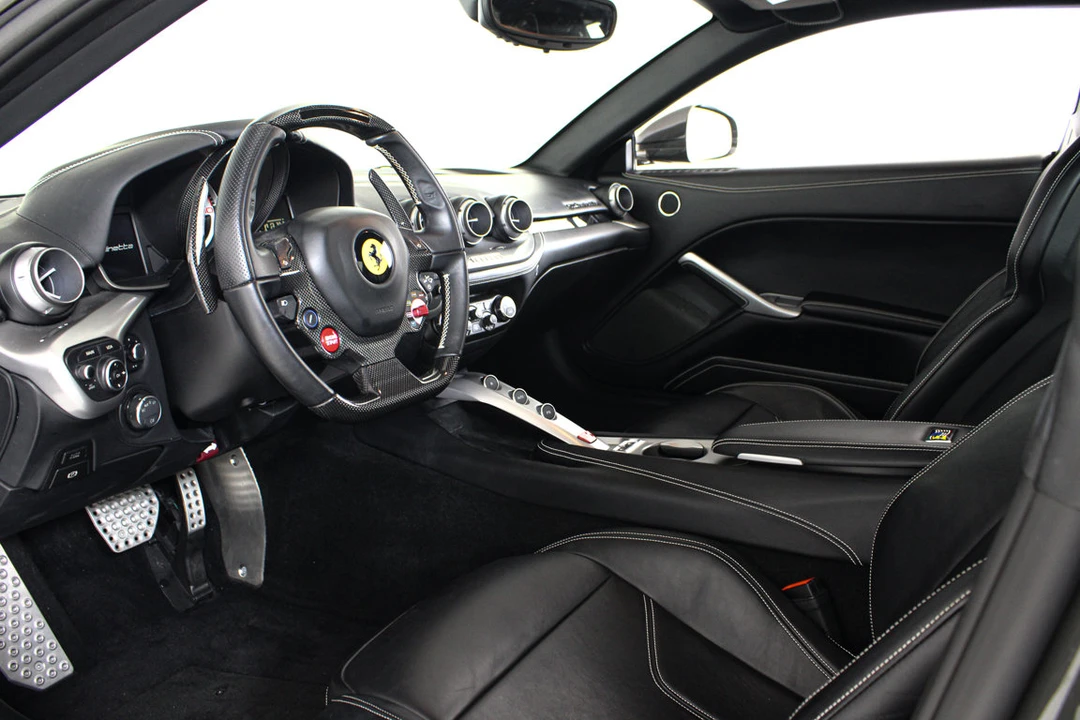 2015 Ferrari F12berlinetta - Image 2 of 31