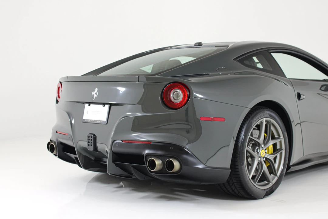 2015 Ferrari F12berlinetta - Image 25 of 31