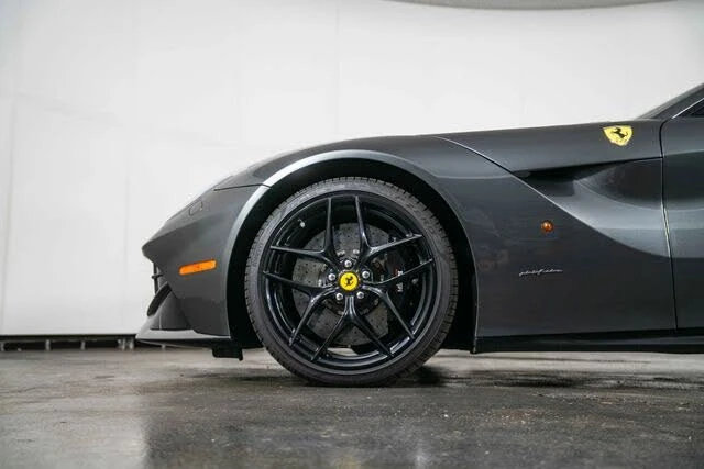 2015 Ferrari F12berlinetta - Image 12 of 31