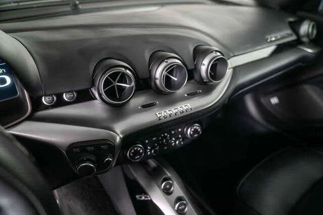 2015 Ferrari F12berlinetta - Image 22 of 31