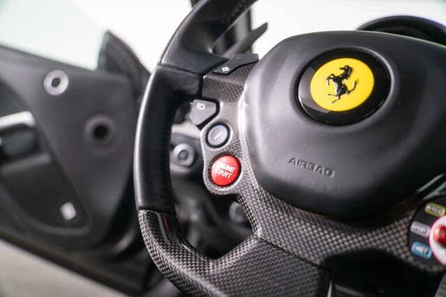 2015 Ferrari F12berlinetta - Image 25 of 31