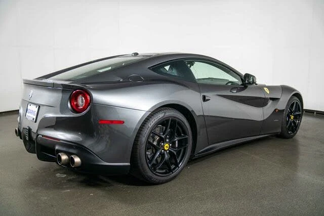 2015 Ferrari F12berlinetta - Image 8 of 31