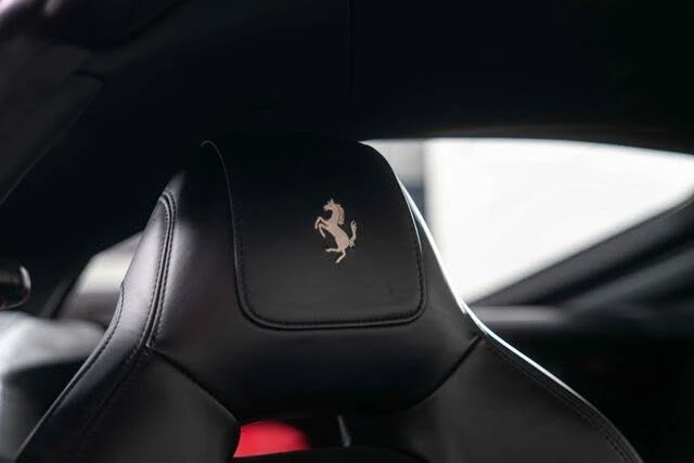 2015 Ferrari F12berlinetta - Image 29 of 31