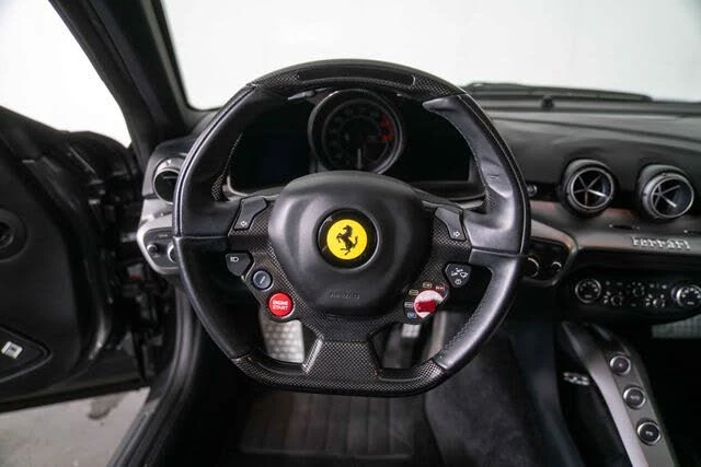 2015 Ferrari F12berlinetta - Image 18 of 31