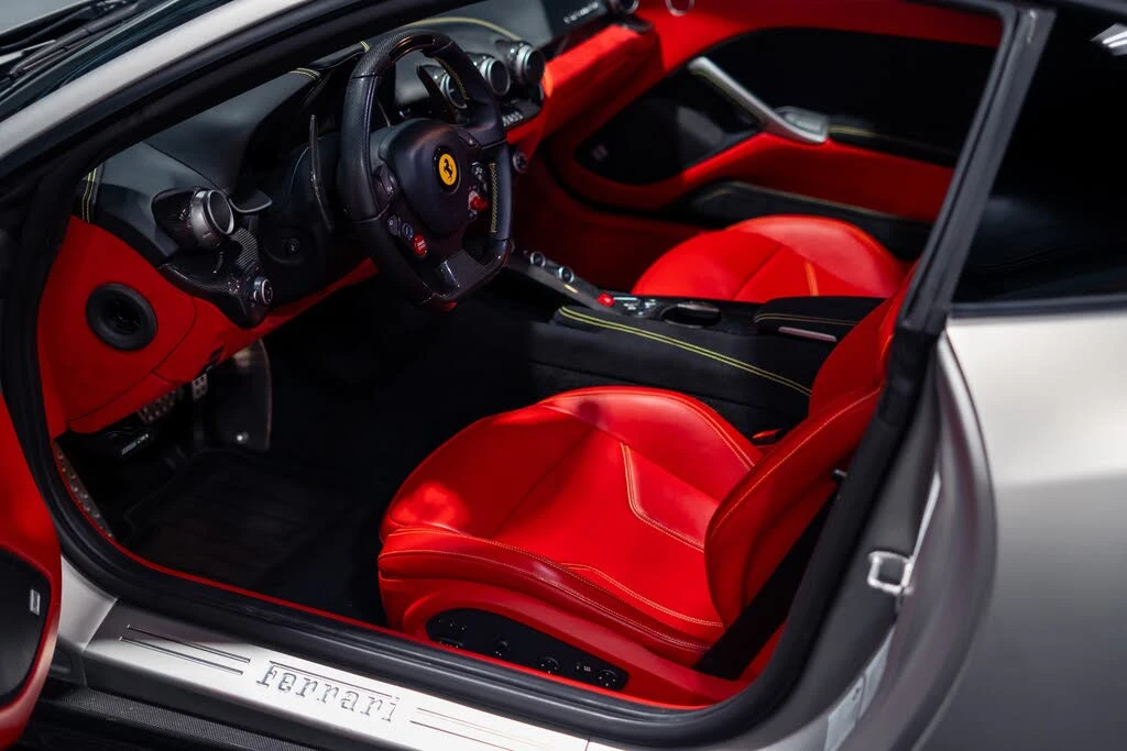 2015 Ferrari F12berlinetta - Image 31 of 31