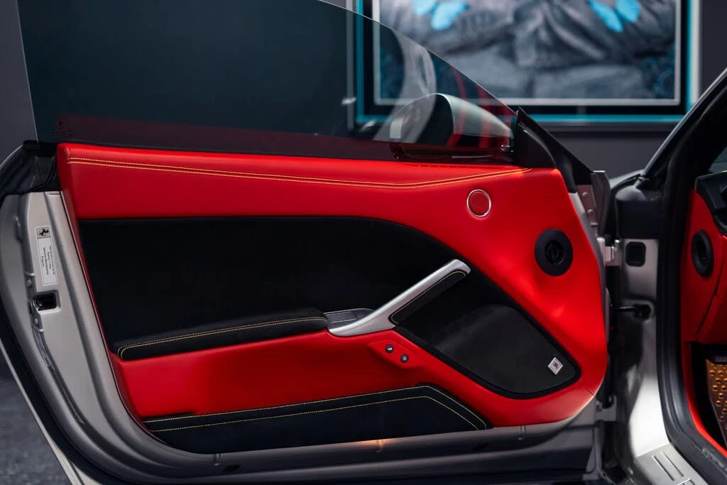 2015 Ferrari F12berlinetta - Image 29 of 31