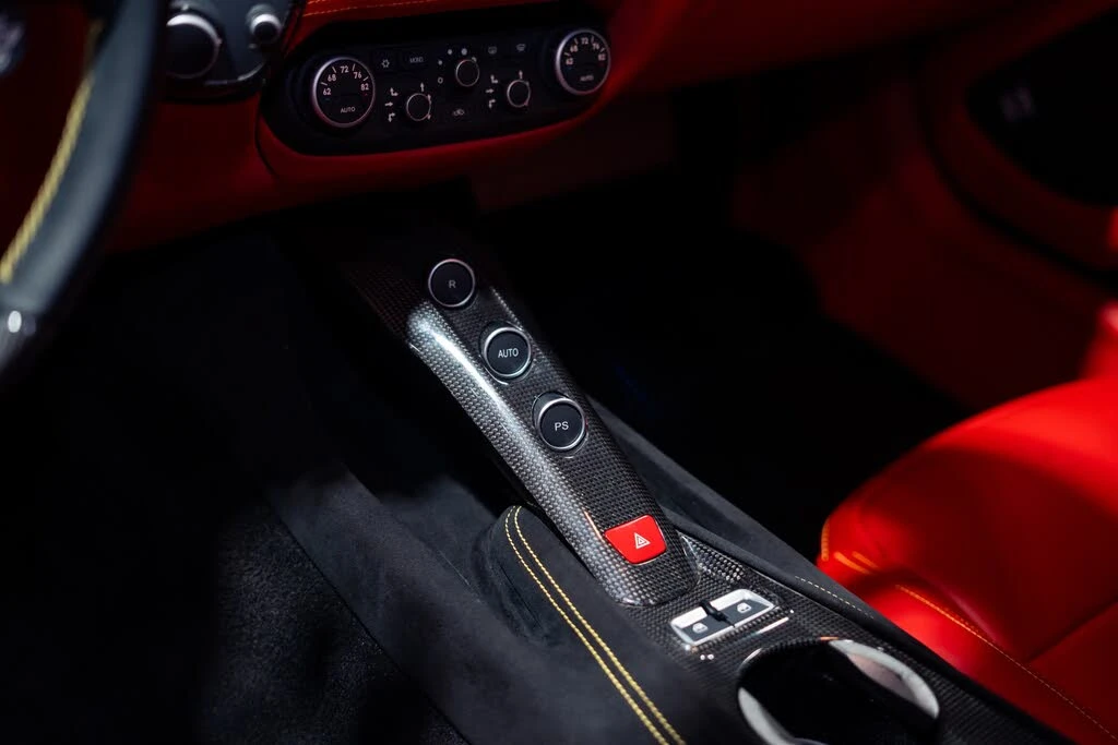 2015 Ferrari F12berlinetta - Image 7 of 31