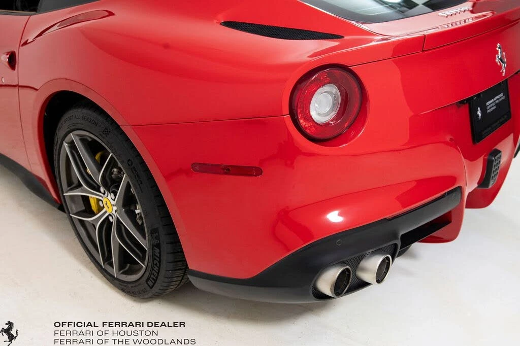 2015 Ferrari F12berlinetta - Image 25 of 31