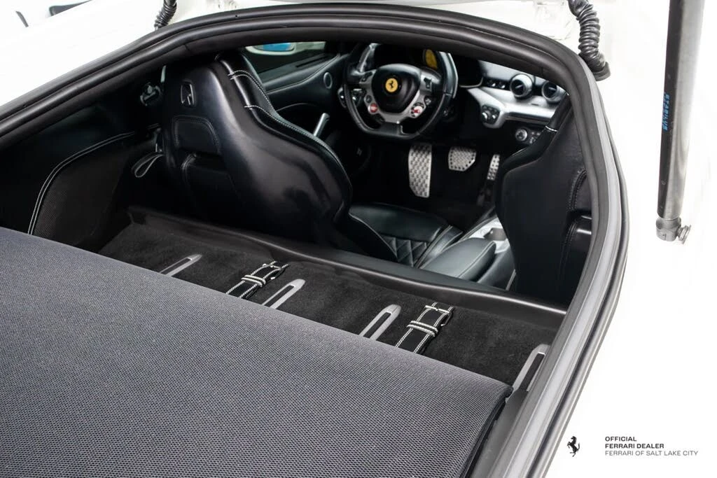 2015 Ferrari F12berlinetta - Image 17 of 18