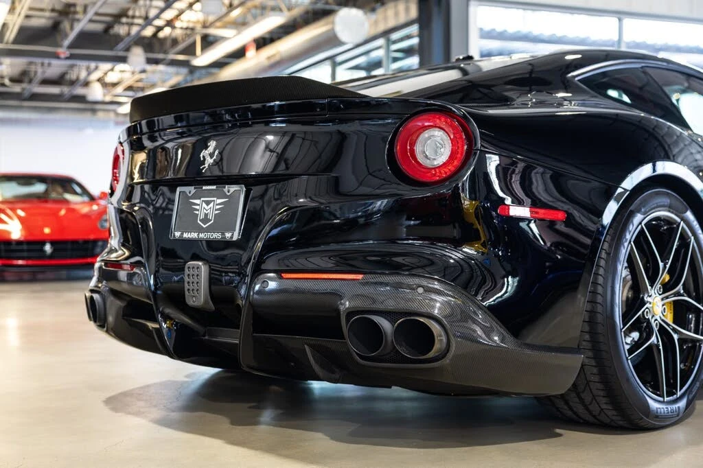 2015 Ferrari F12berlinetta - Image 21 of 31