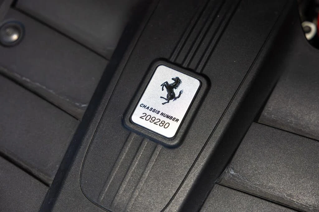 2015 Ferrari F12berlinetta - Image 29 of 31