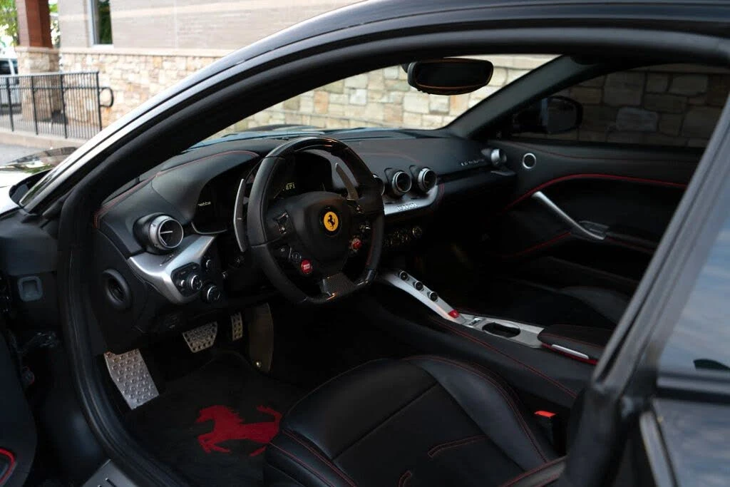 2015 Ferrari F12berlinetta - Image 20 of 31