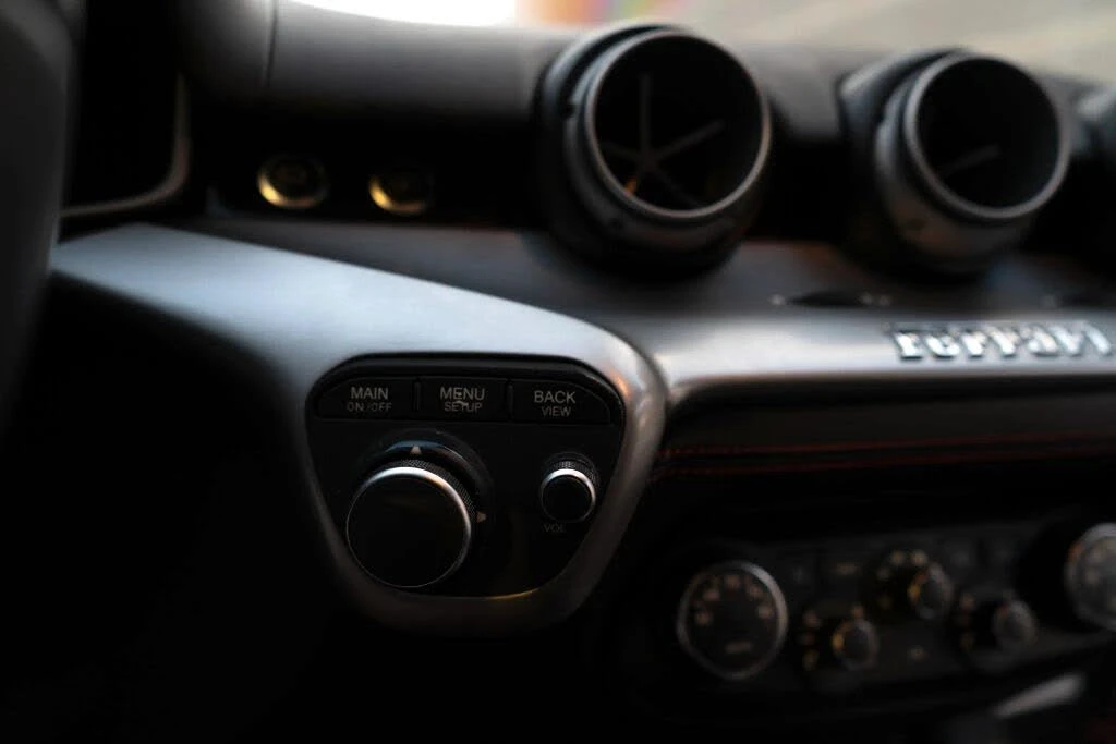 2015 Ferrari F12berlinetta - Image 24 of 31