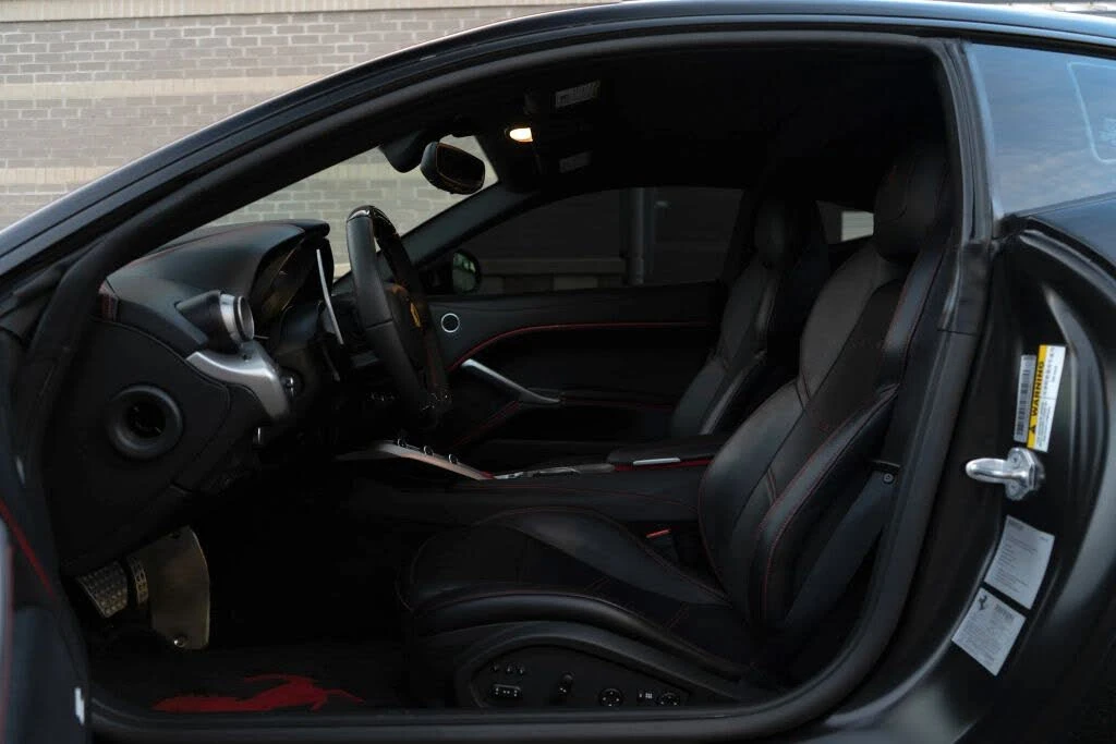 2015 Ferrari F12berlinetta - Image 17 of 31