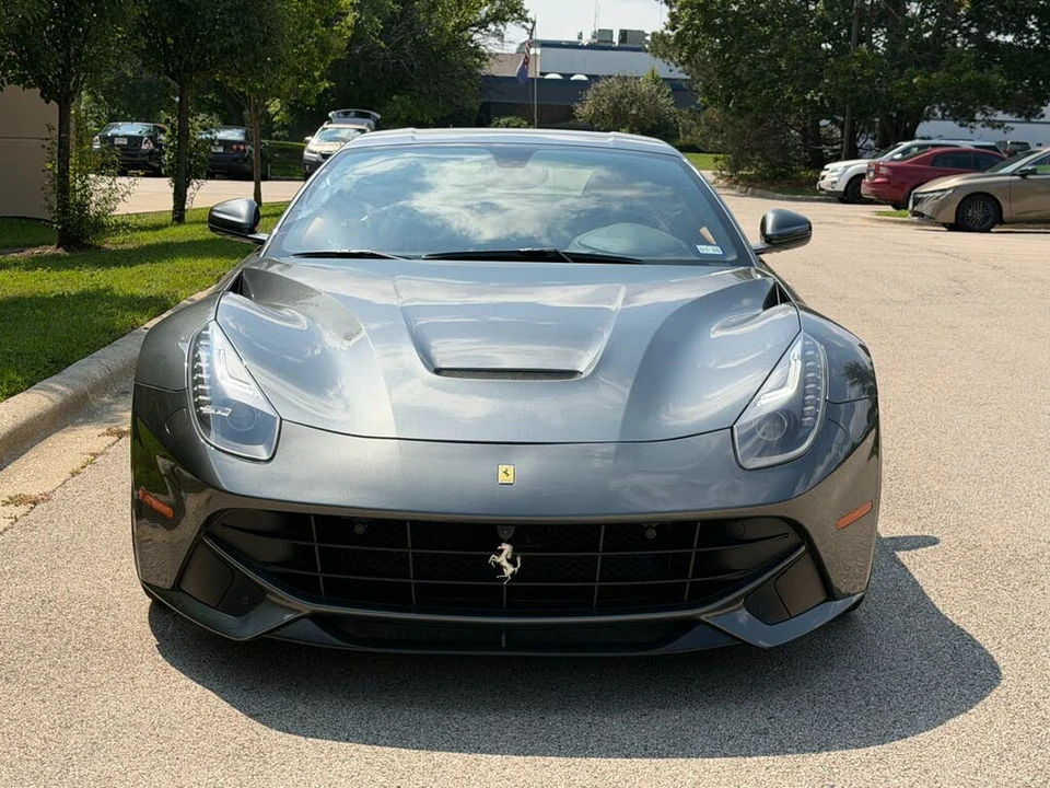 2015 Ferrari F12berlinetta - Image 12 of 26